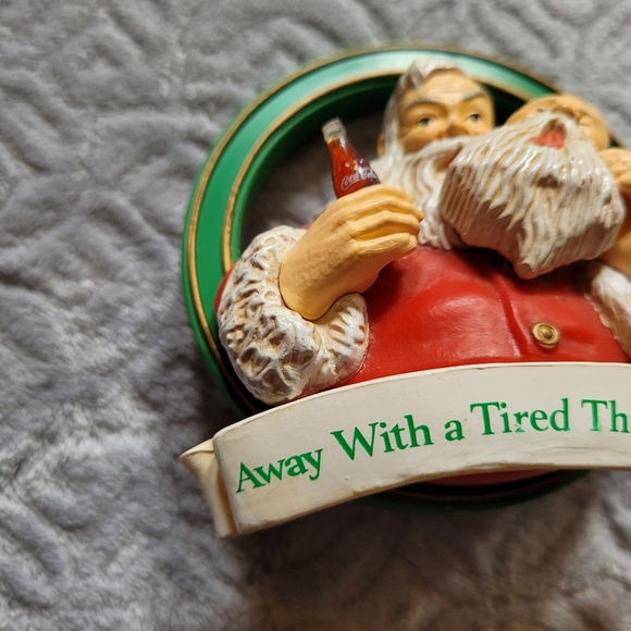 🎅Vintage 1993 COCA-COLA Santa Christmas Ornament - Picture 6 of 11